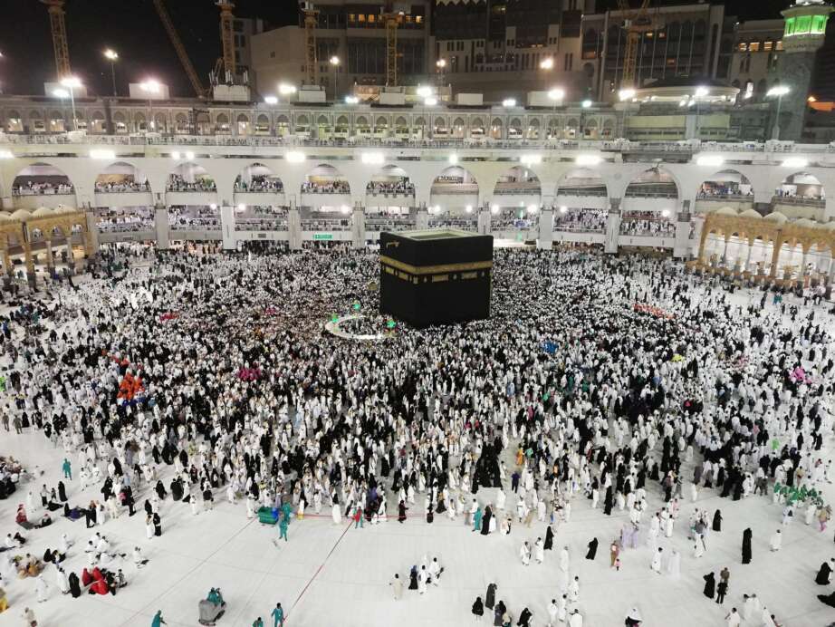 muslim people visiting kaaba sacred site